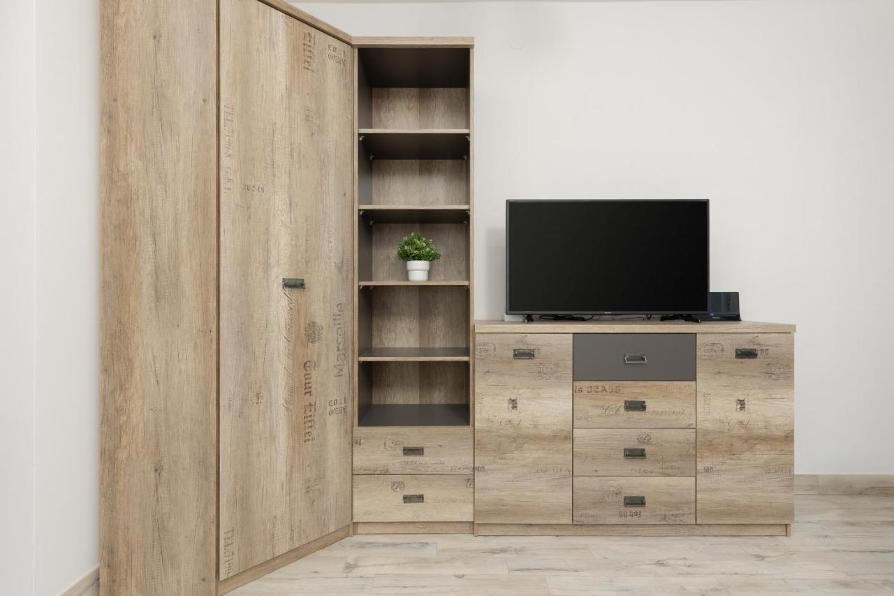 Studio Warsaw Wlochy 1 Sierpnia By Noclegi Renters Exteriér fotografie